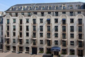 Deluxe Room, 1 Double Bed | Exterior