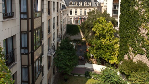 Uitzicht vanuit de kamer