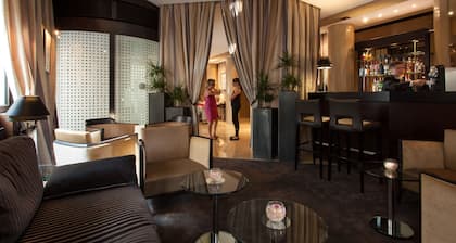 La Residence du Roy Paris Champs Elysées