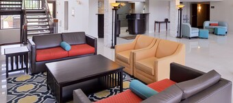 Spark by Hilton Des Plaines Chicago O'Hare