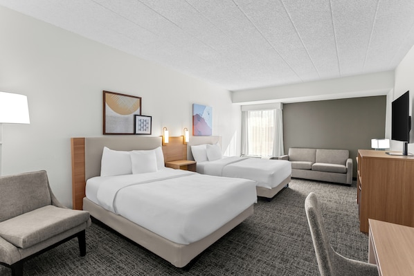 Studio, Multiple Beds | Premium bedding, desk, laptop workspace, blackout drapes