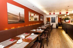 Frokostbuffé hver dag (EUR 16.90 per person)