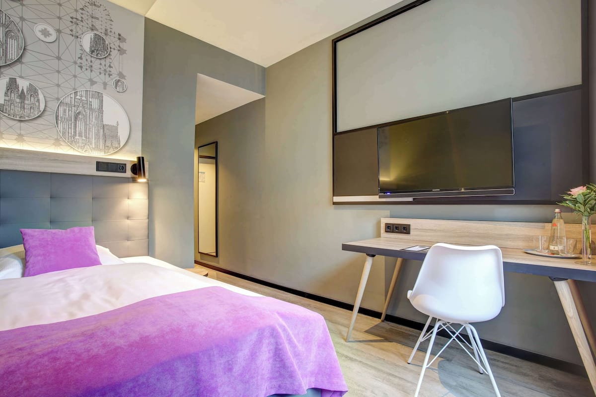 In-room safe, desk, blackout curtains, free WiFi