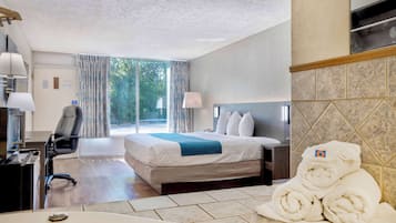 Free WiFi, bed sheets