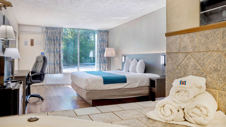 Motel 6 Morgantown, WV