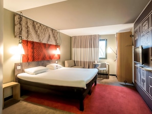 Premium bedding, desk, blackout curtains, soundproofing