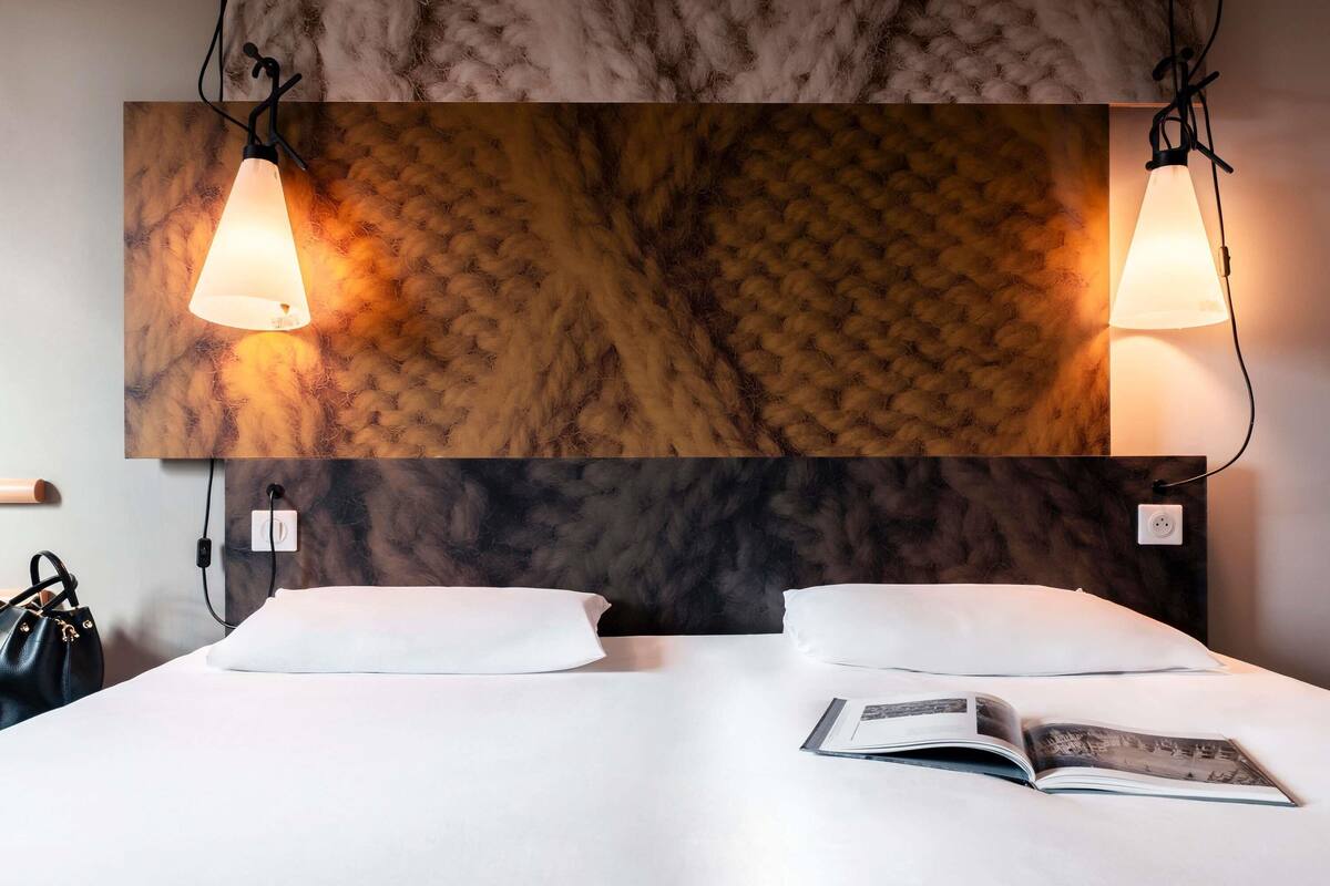 Standard Room, 1 Double Bed | Premium bedding, desk, blackout drapes, soundproofing