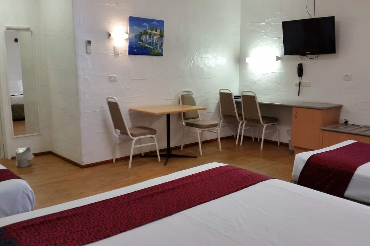 Standard Suite, 1 Bedroom, Non Smoking (Impaired Mobility Unit) | Premium bedding, desk, iron/ironing board, free WiFi