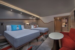 Garden View | In-room safe, desk, blackout curtains, iron/ironing board