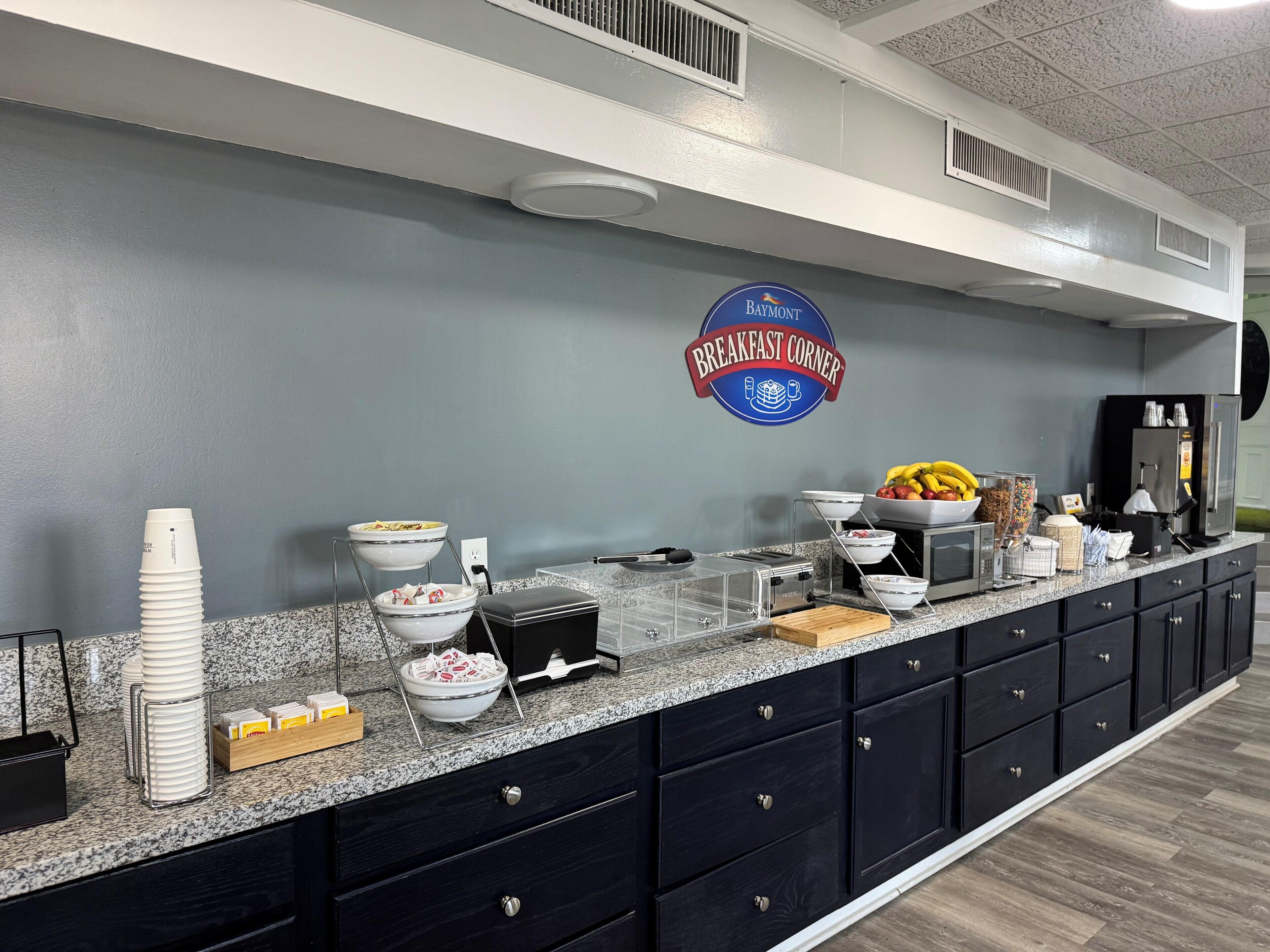 Ilmainen päivittäinen täysi aamiainen 