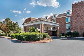 Exterior - Baymont by Wyndham Montgomery AL (Montgomery)