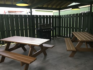 BBQ/picnic area