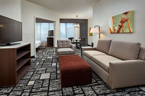 Suite, 1 King Bed, Non Smoking (Living Room;with Sofabed) | In-room safe, desk, blackout drapes, iron/ironing board