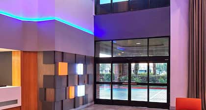 Best Western Plus Meridian Inn & Suites, Anaheim-Orange