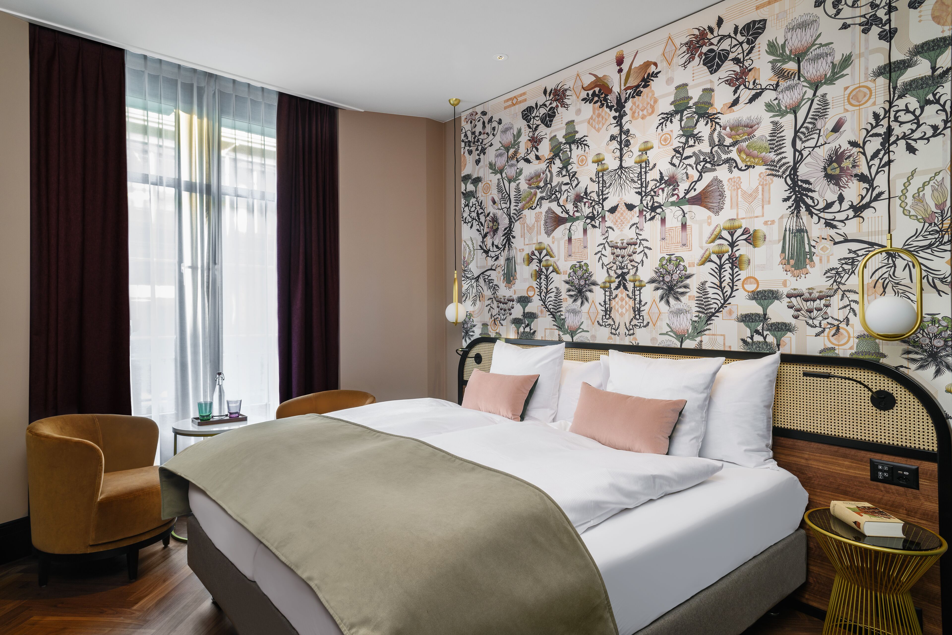standard twin room | premium bedding, down duvets, select comfort beds, minibar