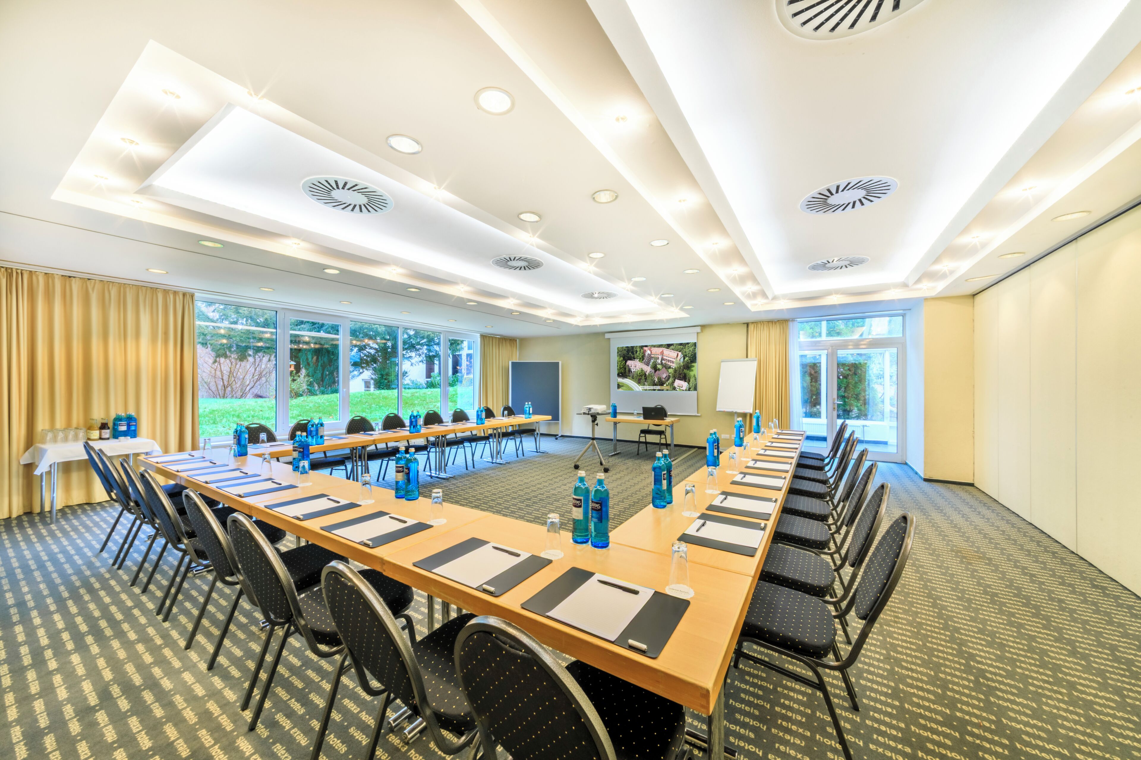 Photo - relexa hotel Schatten Stuttgart