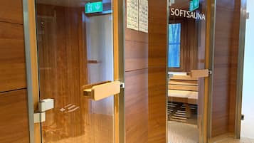 Sauna, steam room