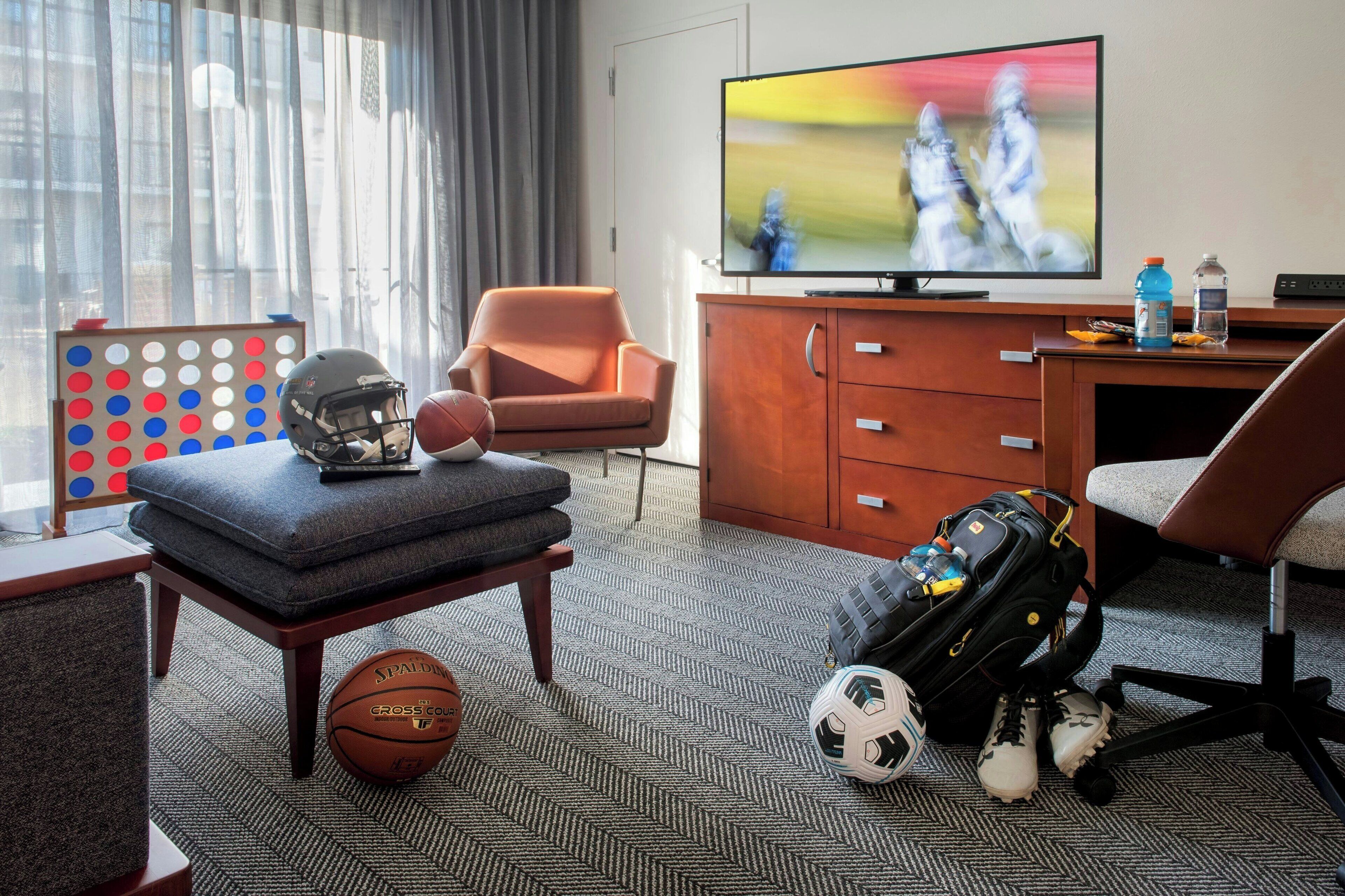 1 bedroom, individually decorated, individually furnished, desk