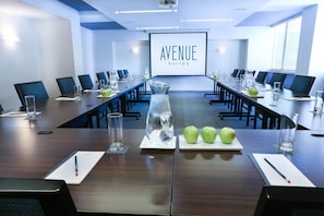 Meeting facility - Avenue Suites (Washington)