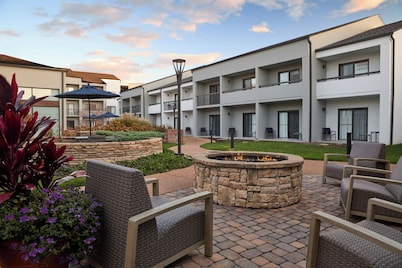 Courtyard by Marriott St Louis Creve Coeur