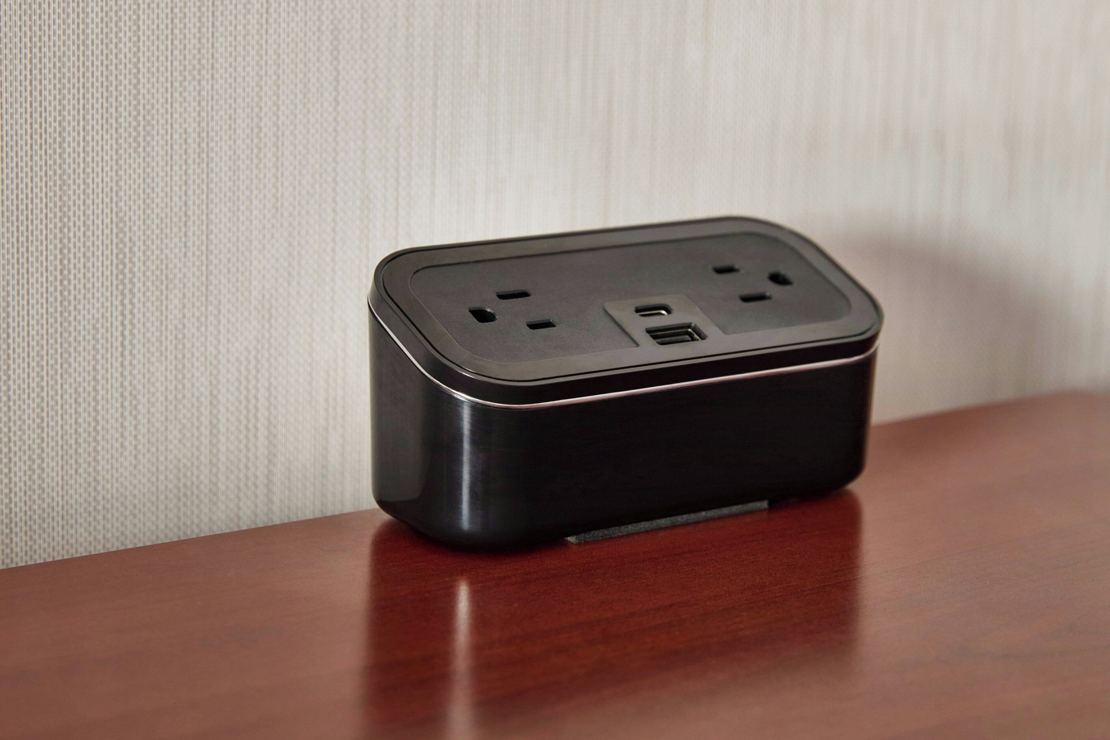 1 bedroom, desk, laptop workspace, blackout curtains