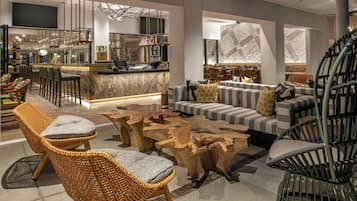Bar lounge