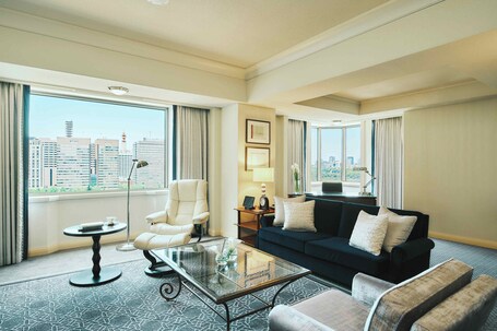 Imperial Hotel, Tokyo - view 3