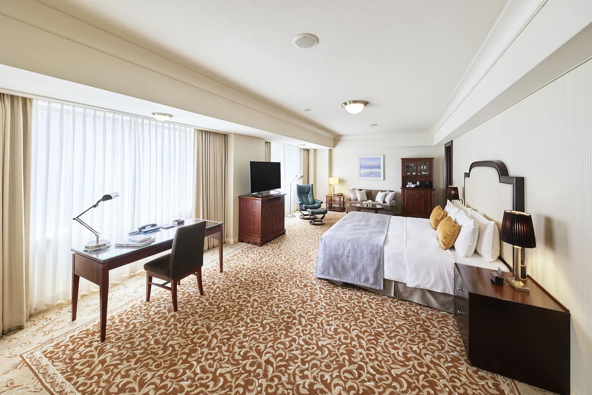 Imperial Floor Junior Suite King