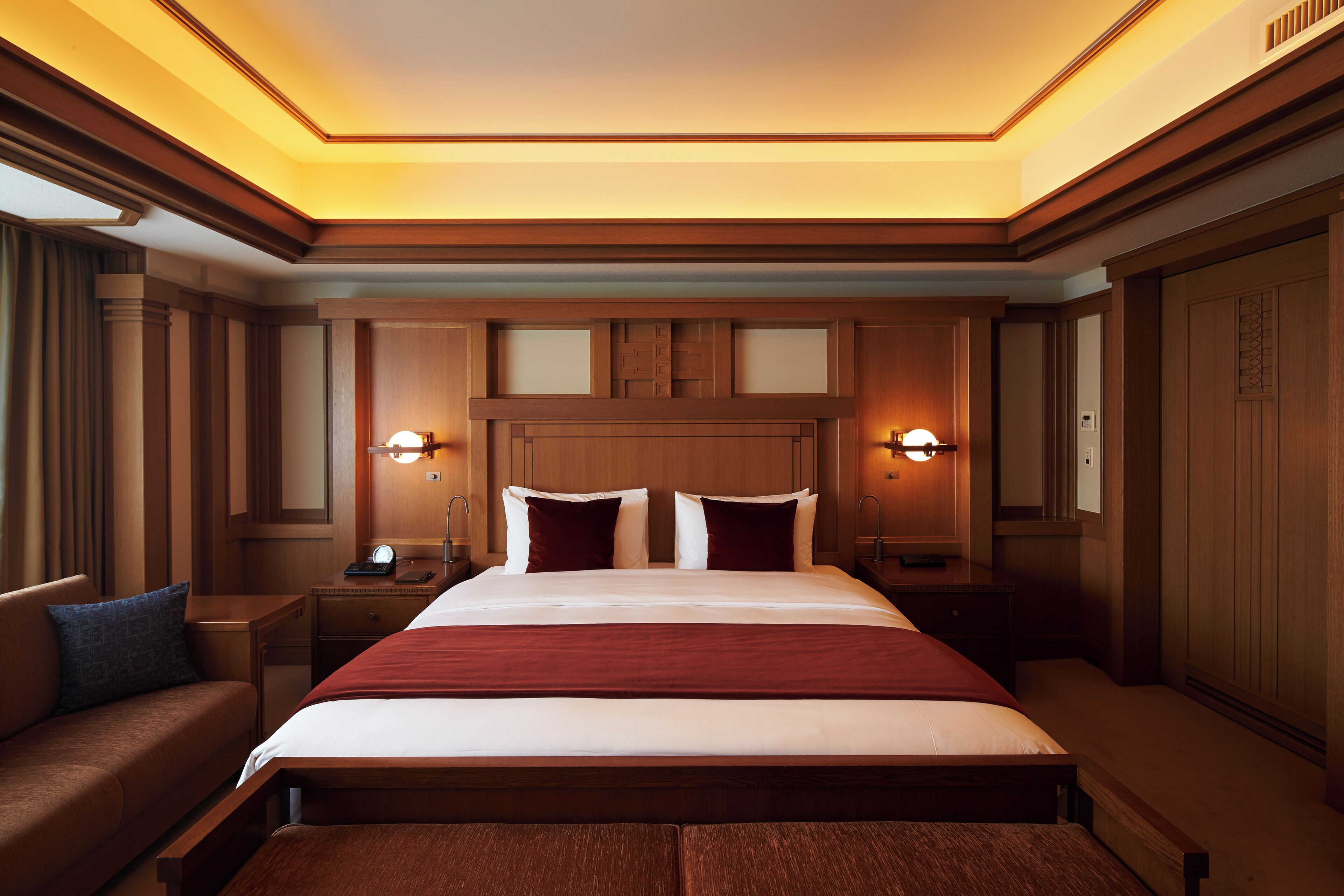 1 bedroom, premium bedding, down duvets, in-room safe