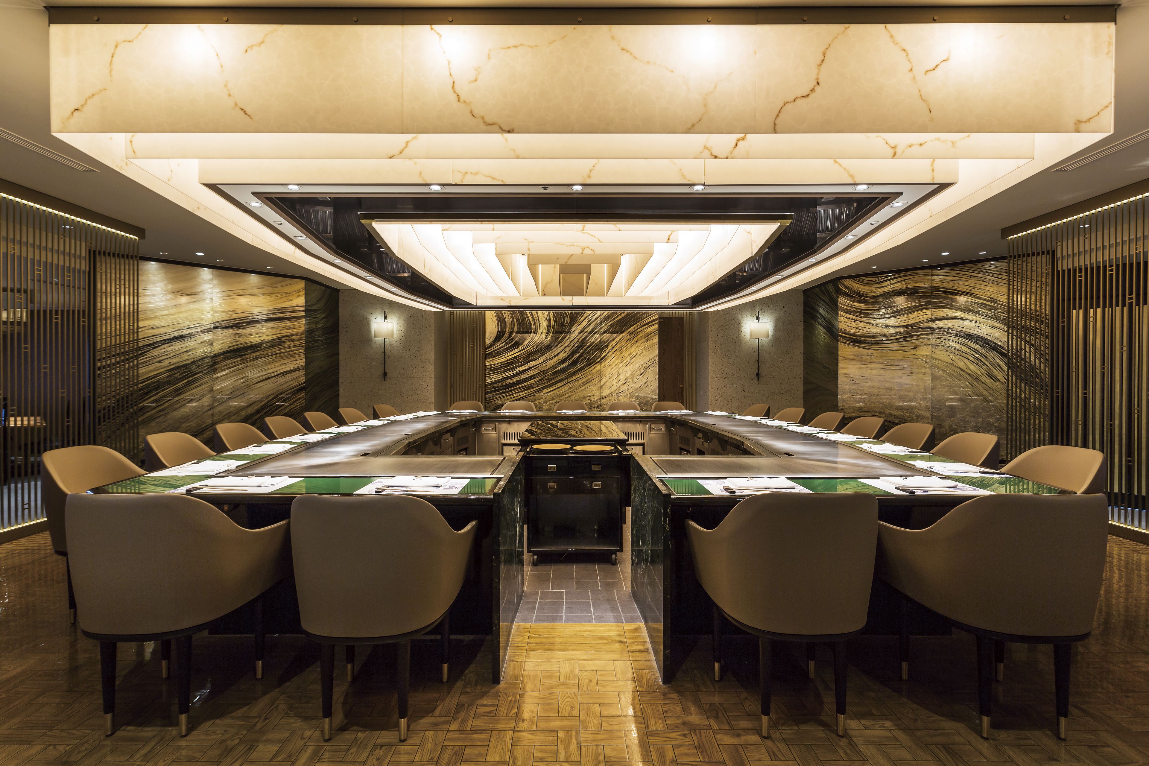 8 restaurants, breakfast, lunch, dinner served; french cuisine