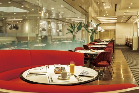 Imperial Hotel, Tokyo - Image 51