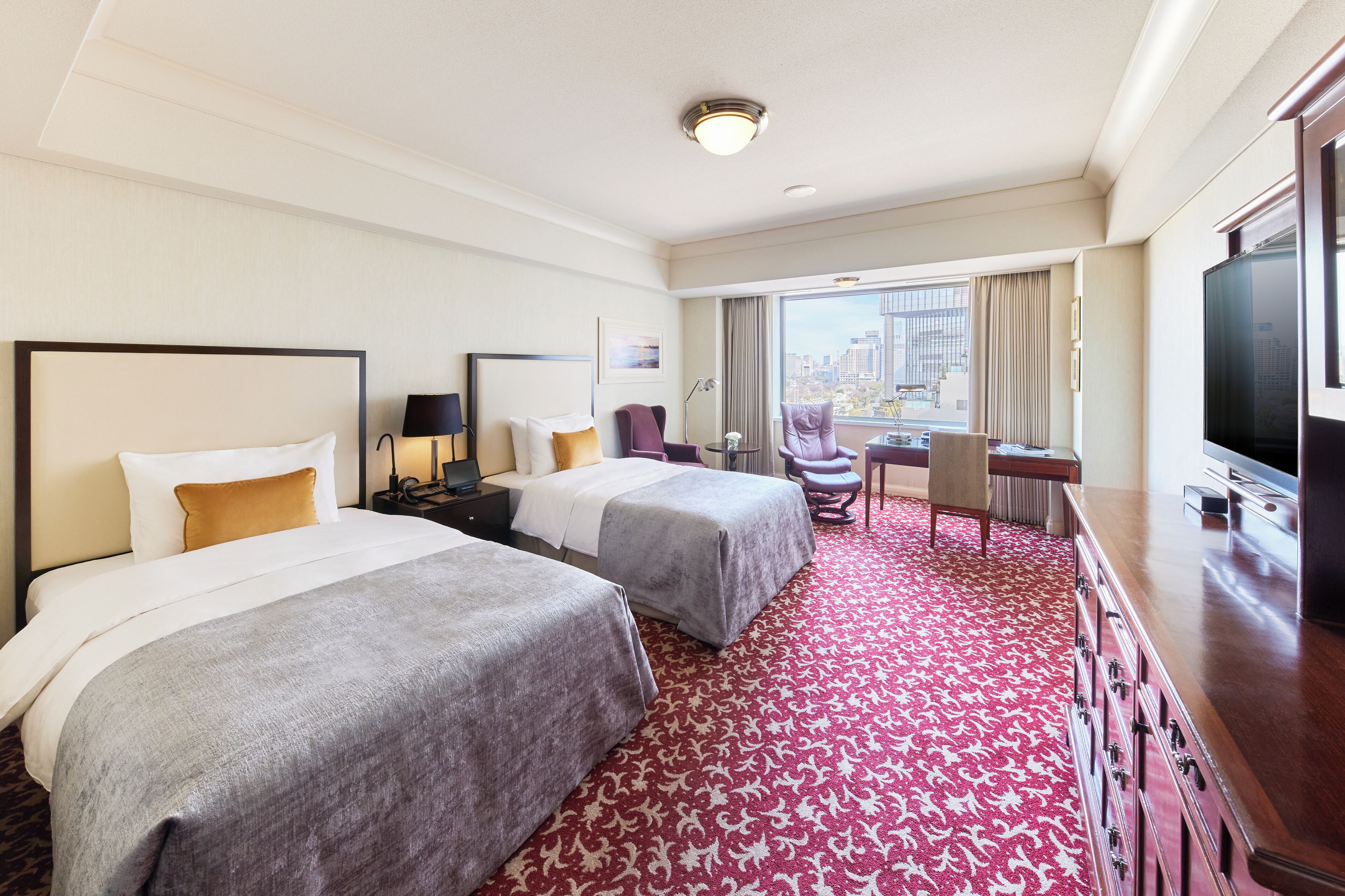 1 habitación, ropa de cama de alta calidad, cubrecamas y minibar 