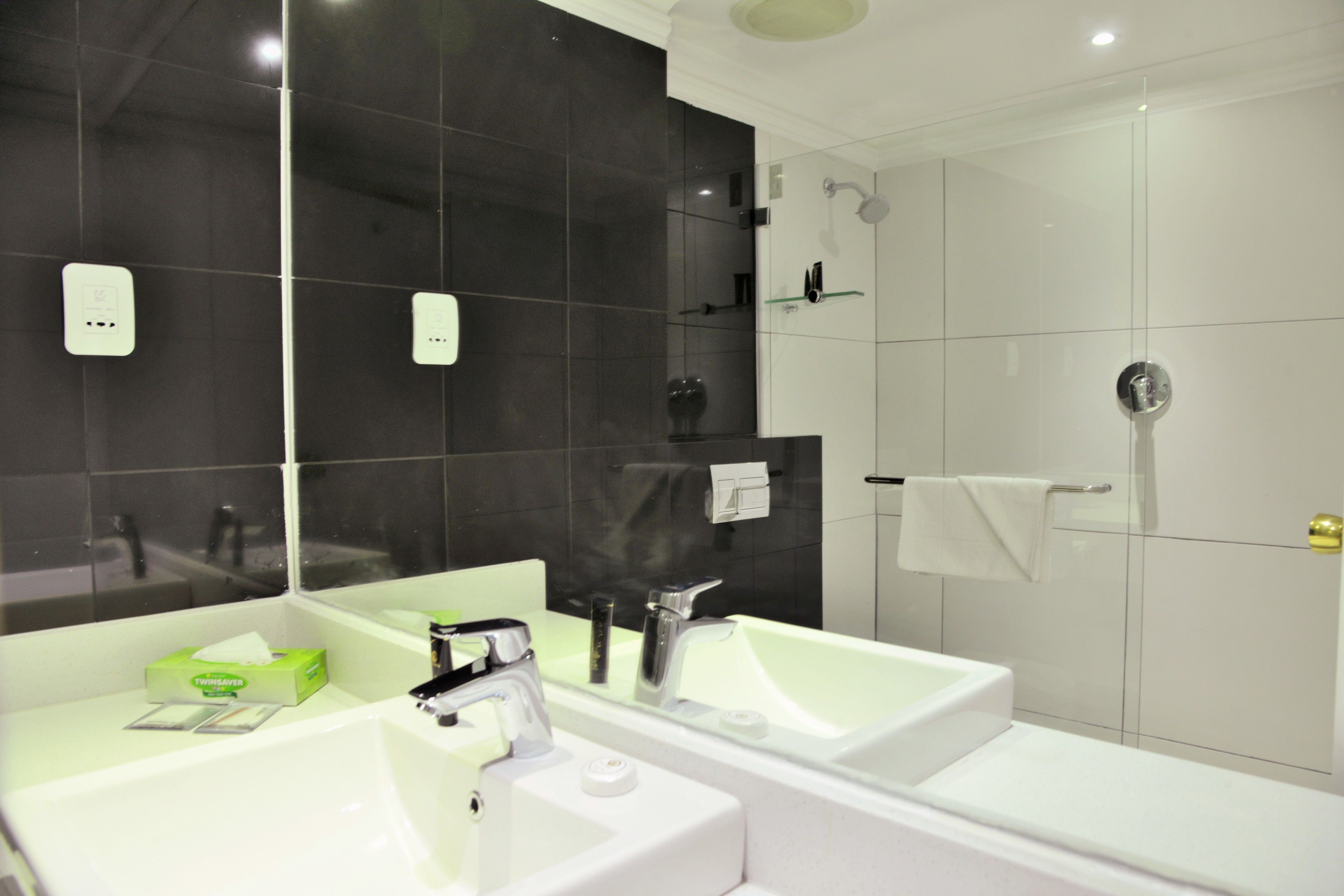 Photo - The Capetonian - Halal