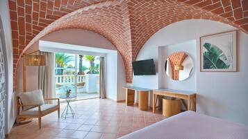 Bungalow | Minibar, coffres-forts dans les chambres, bureau, rideaux occultants