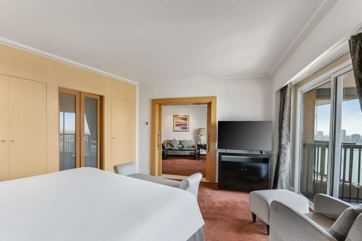 Sábanas de algodón egipcio, ropa de cama de alta calidad y minibar