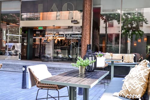 2 Restaurants, Frühstück, Mittagessen, Abendessen, internationale Küche