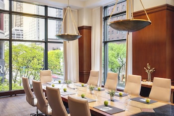 Meeting space at Omni Chicago Hotel