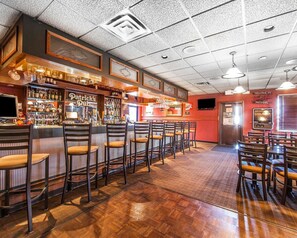 بار (في المنشاة)