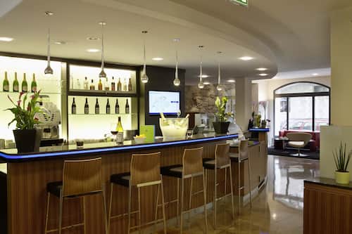 Bar (in der Unterkunft)