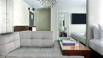 Habitación, 1 cama King size, en esquina | Ropa de cama de alta calidad y camas con pillow-top