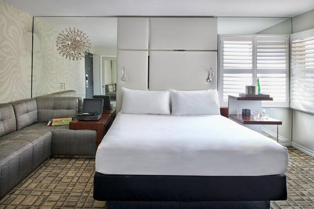 Premium bedding, pillowtop beds, in-room safe, desk