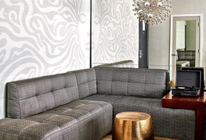 Interior - Hotel Ziggy on Sunset (West Hollywood)