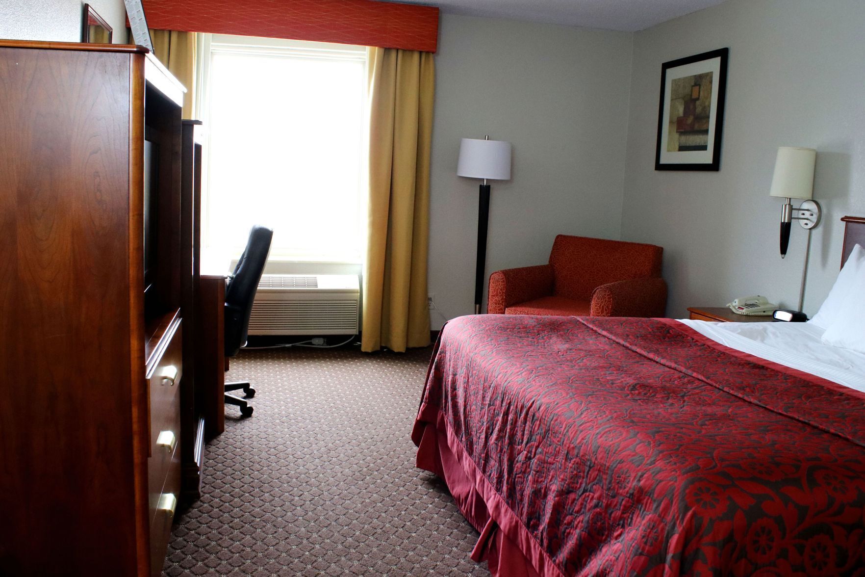 Premium bedding, desk, blackout drapes, iron/ironing board
