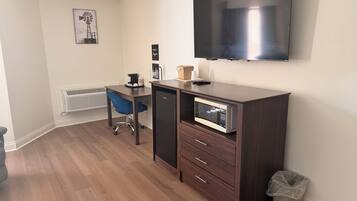 Premium bedding, Select Comfort beds, minibar, individually furnished