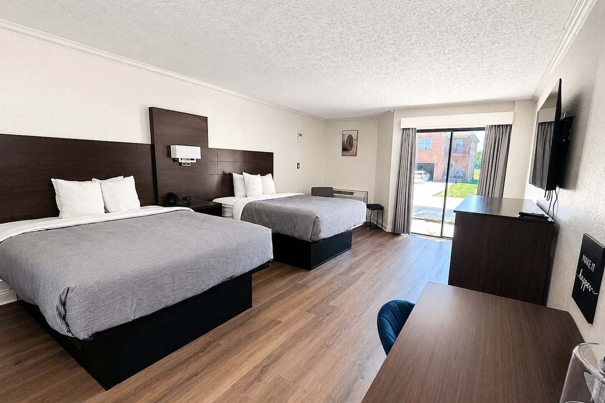 Standardzimmer, 2 Queen-Betten, Nichtraucher | Hochwertige Bettwaren, Select-Comfort-Betten, Minibar