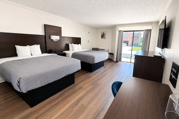 Standard Room, 2 Queen Beds, Non Smoking | Premium bedding, Select Comfort beds, minibar, desk
