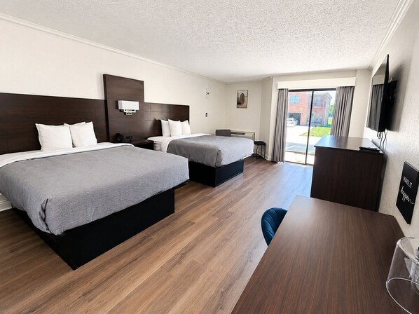 Chambre Standard, 2 grands lits, non-fumeurs | Literie de qualité supérieure, matelas Select Comfort, minibar, bureau