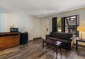 Suite, Multiple Beds, Non Smoking | Desk, iron/ironing board, free WiFi, bed sheets