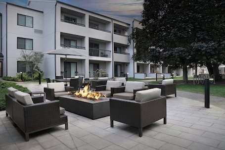 Terrace/patio. Courtyard by Marriott Spokane Downtown at the Convention Ctr