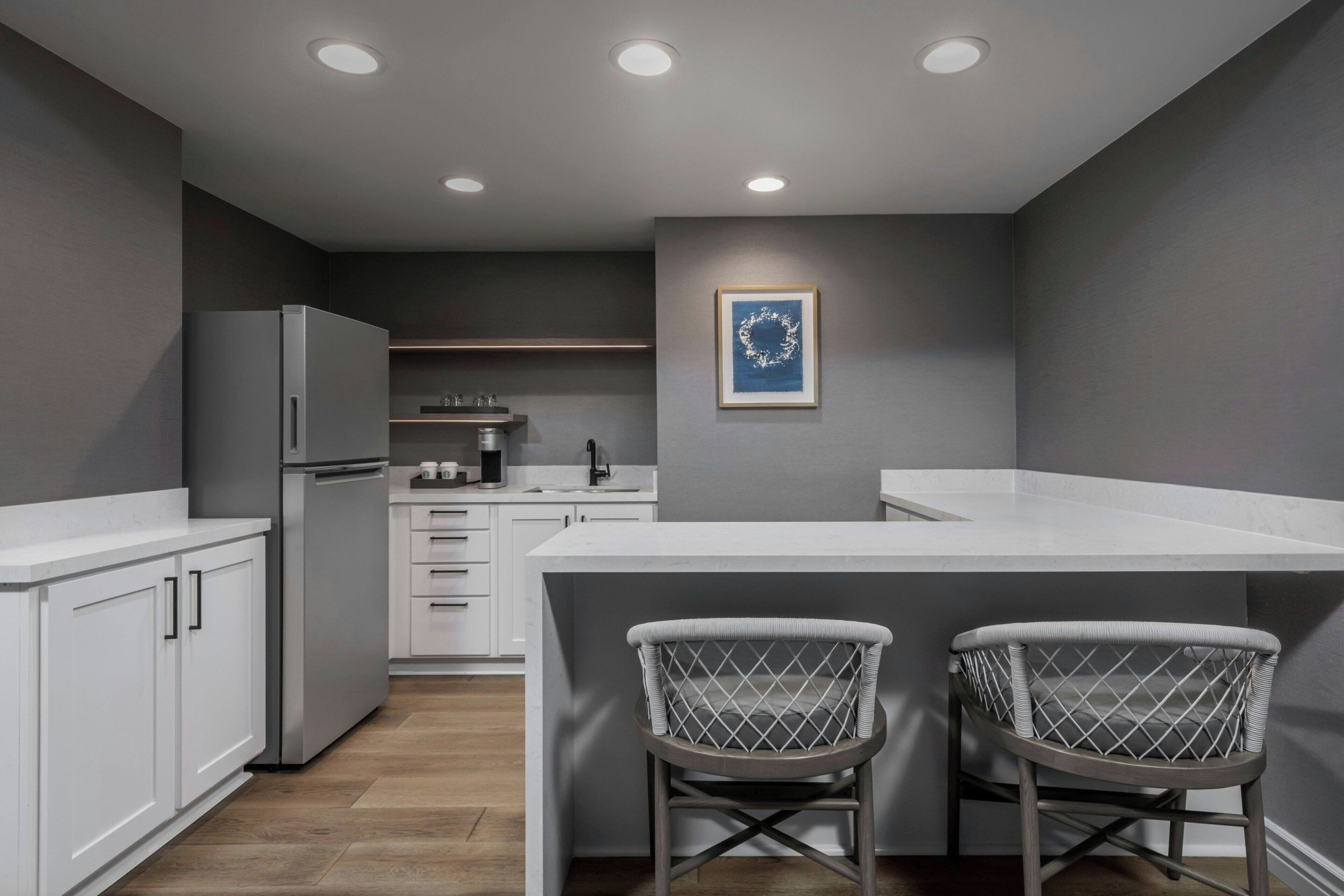 1 bedroom, premium bedding, down duvets, in-room safe